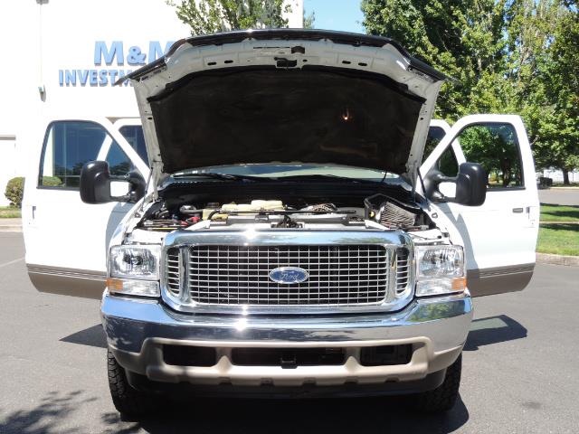 2001 Ford Excursion Limited / 4WD / 7.3L DIESEL / Excel Cond - Photo 32 - Portland, OR 97217