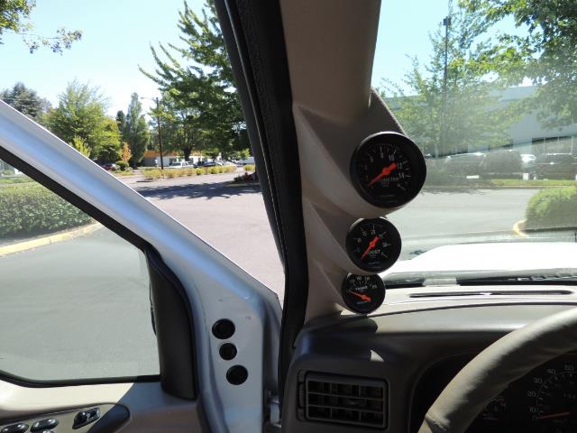 2001 Ford Excursion Limited / 4WD / 7.3L DIESEL / Excel Cond - Photo 39 - Portland, OR 97217