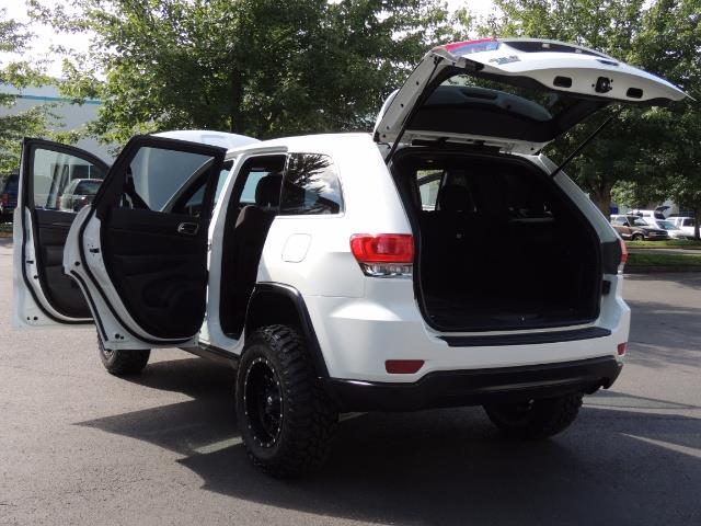 2015 Jeep Grand Cherokee Laredo / Sport Utility / 4WD / LIFTED LIFTED - Photo 28 - Portland, OR 97217