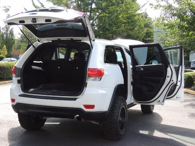 2015 Jeep Grand Cherokee Laredo / Sport Utility / 4WD / LIFTED LIFTED - Photo 30 - Portland, OR 97217