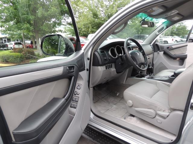 2004 Toyota 4Runner SR5 SPORT 4WD LEATHER /LIFTED 33 "MUD 2-OWNER 6CYL - Photo 31 - Portland, OR 97217