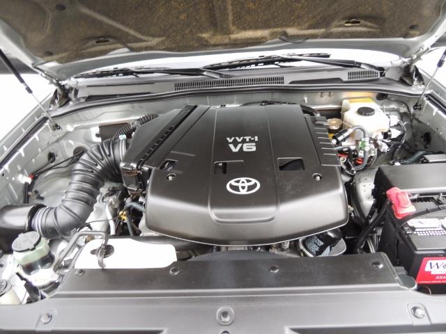 2004 Toyota 4Runner SR5 SPORT 4WD LEATHER /LIFTED 33 "MUD 2-OWNER 6CYL - Photo 12 - Portland, OR 97217