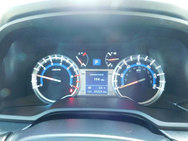 2016 Toyota 4Runner SR5 / 4WD / Navigation / backup camera / LIFTED - Photo 40 - Portland, OR 97217