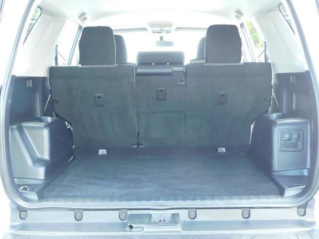 2016 Toyota 4Runner SR5 / 4WD / Navigation / backup camera / LIFTED - Photo 28 - Portland, OR 97217