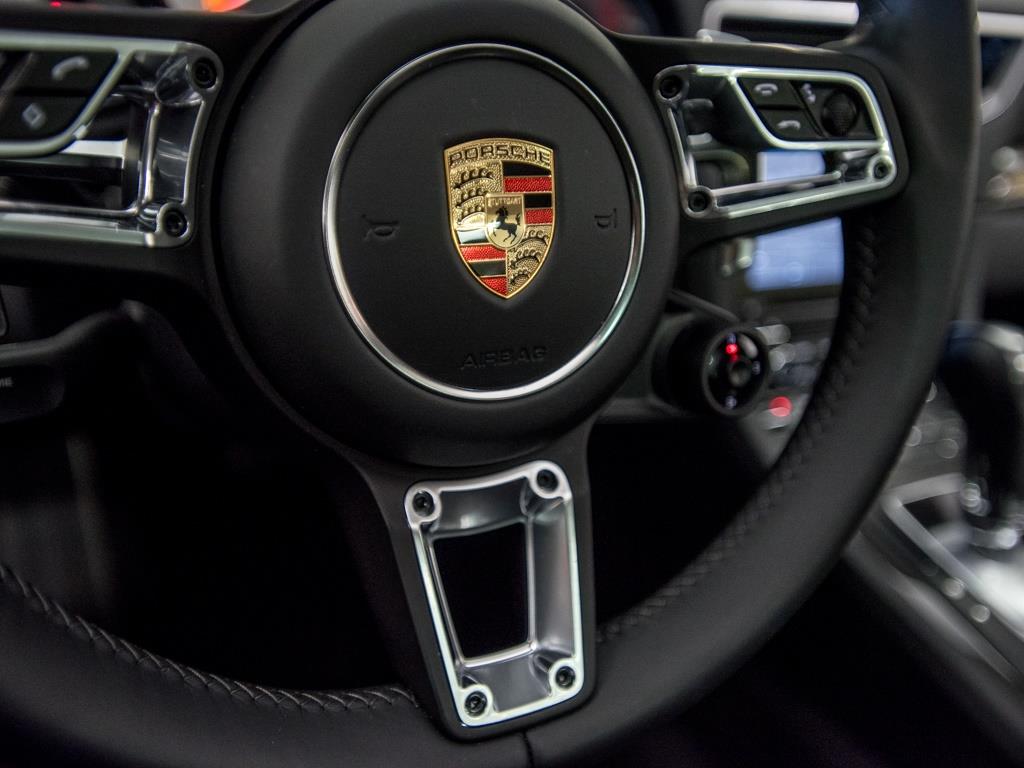 2017 Porsche 911 Turbo S - Photo 11 - Springfield, MO 65802