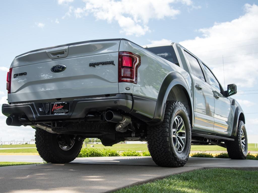 2017 Ford F-150 Raptor - Photo 9 - Springfield, MO 65802