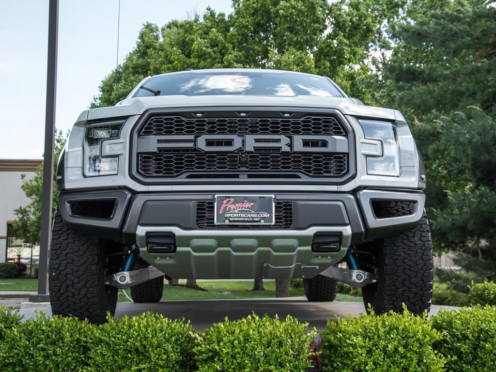 2017 Ford F-150 Raptor - Photo 5 - Springfield, MO 65802