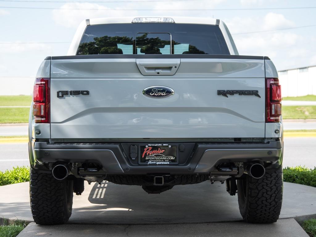 2017 Ford F-150 Raptor - Photo 8 - Springfield, MO 65802