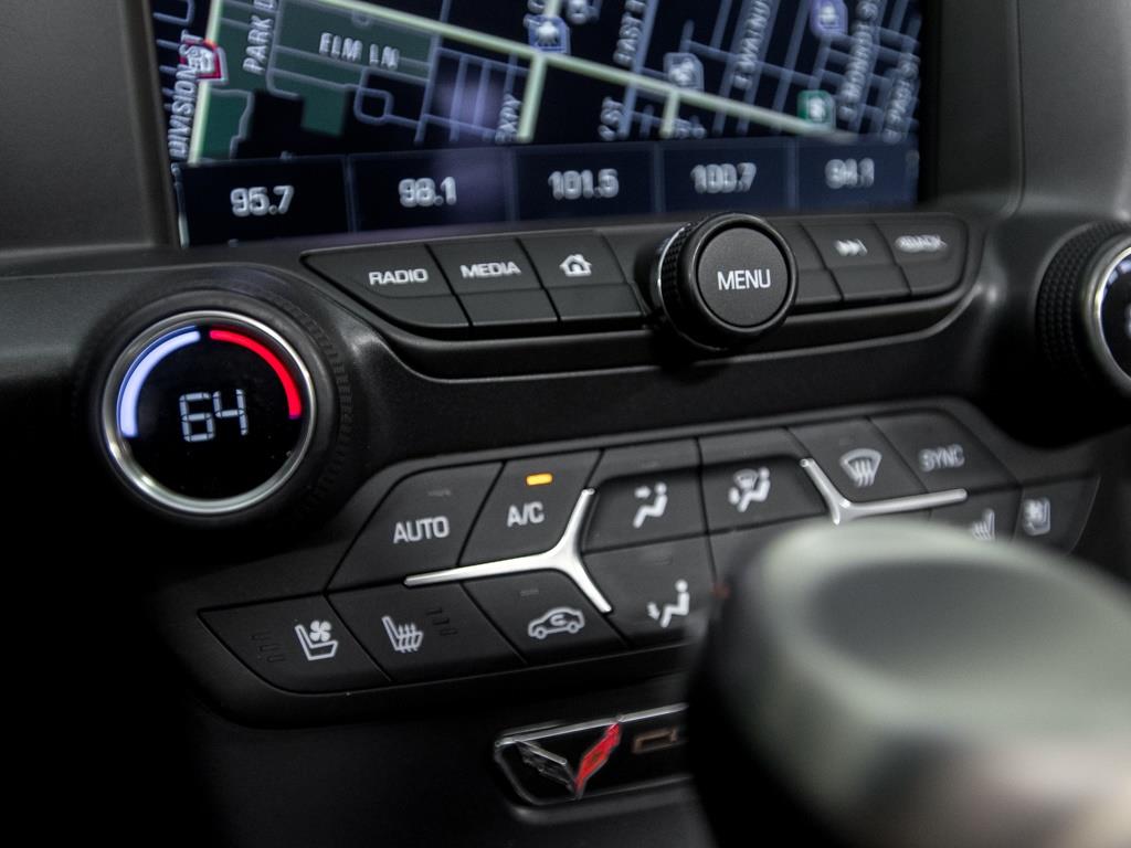 2014 Chevrolet Corvette Stingray Z51 - Photo 13 - Springfield, MO 65802