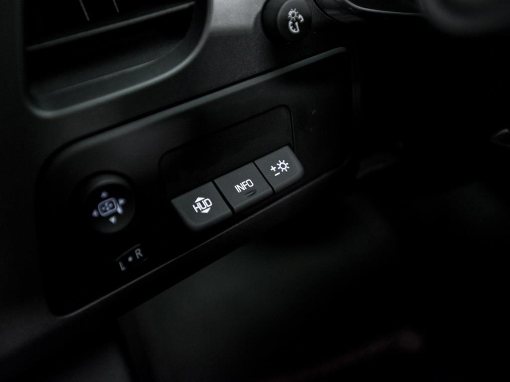 2014 Chevrolet Corvette Stingray Z51 - Photo 10 - Springfield, MO 65802