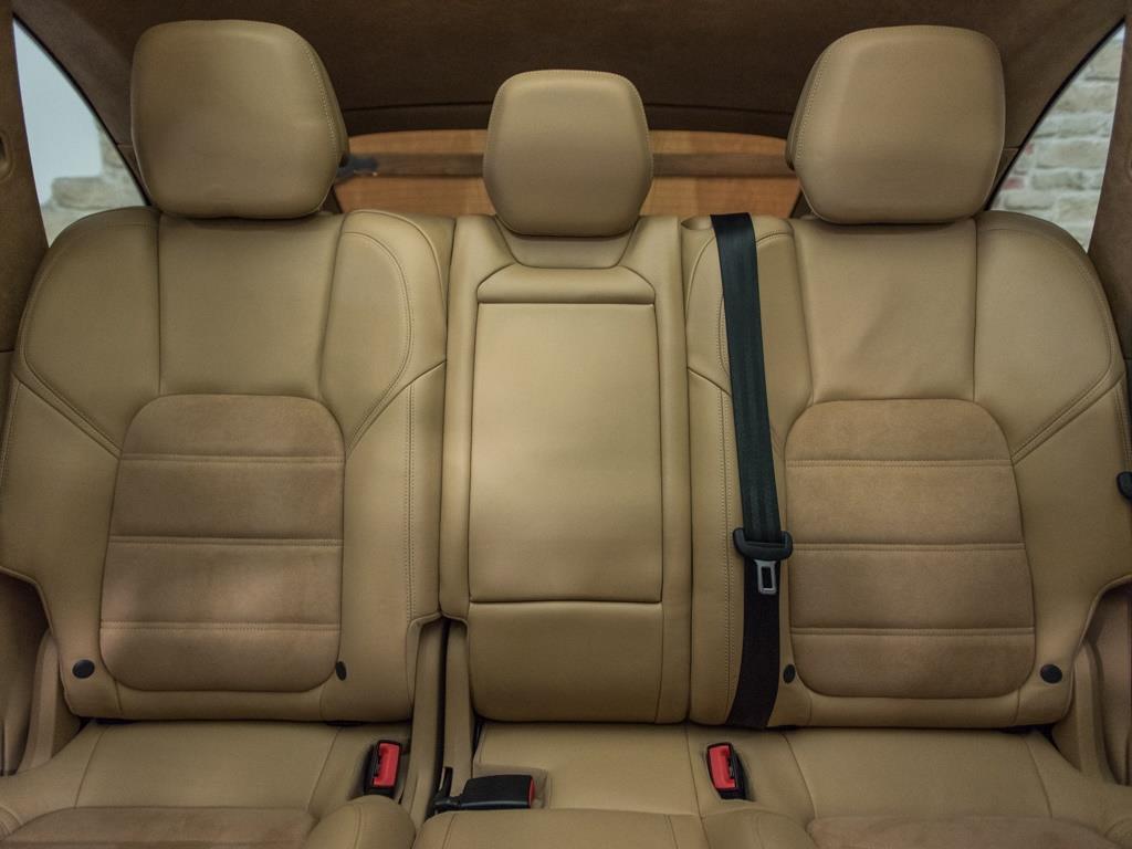 2013 Porsche Cayenne GTS - Photo 24 - Springfield, MO 65802