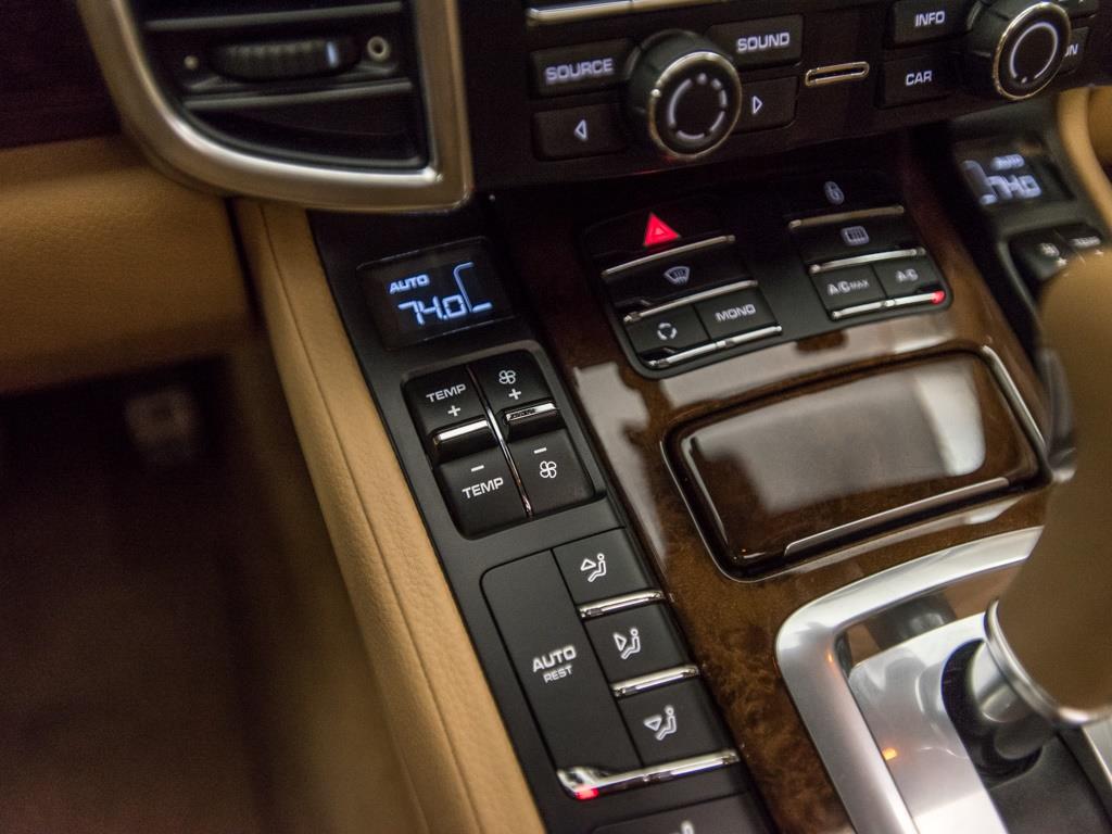 2013 Porsche Cayenne GTS - Photo 16 - Springfield, MO 65802