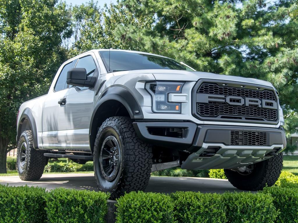 2018 Ford F-150 Raptor - Photo 4 - Springfield, MO 65802