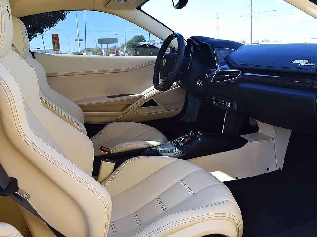 2014 Ferrari 458 Italia - Photo 14 - Springfield, MO 65802