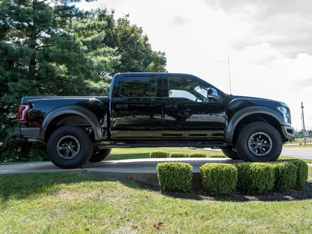 2017 Ford F-150 Raptor - Photo 3 - Springfield, MO 65802
