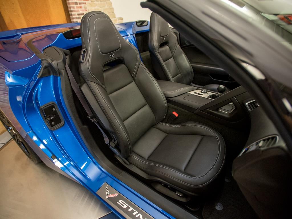 2015 Chevrolet Corvette Z51 3LT Convertible - Photo 26 - Springfield, MO 65802