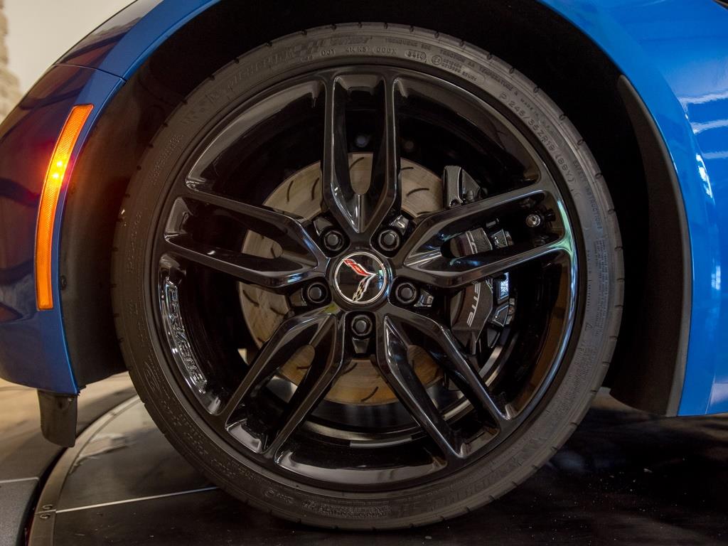 2015 Chevrolet Corvette Z51 3LT Convertible - Photo 42 - Springfield, MO 65802