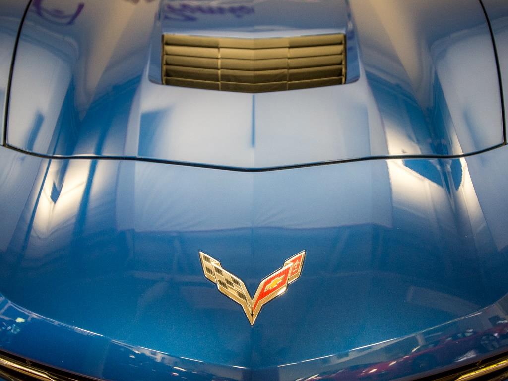 2015 Chevrolet Corvette Z51 3LT Convertible - Photo 35 - Springfield, MO 65802