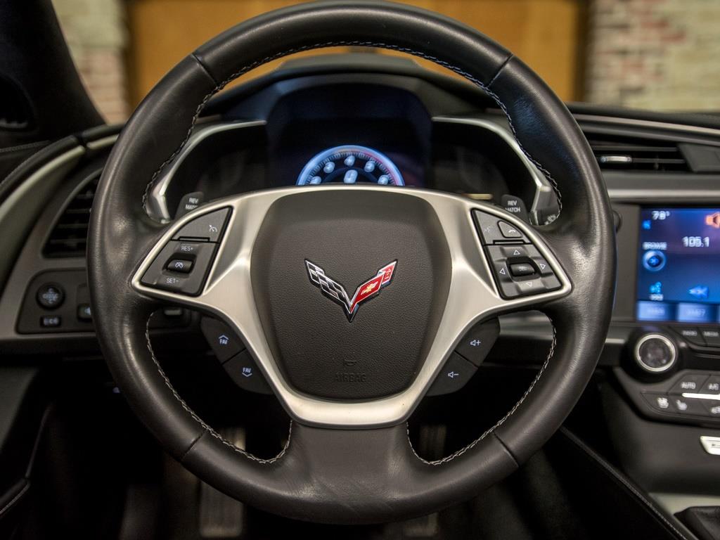 2015 Chevrolet Corvette Z51 3LT Convertible - Photo 13 - Springfield, MO 65802