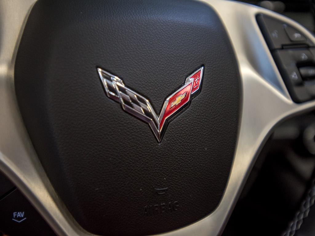 2015 Chevrolet Corvette Z51 3LT Convertible - Photo 14 - Springfield, MO 65802