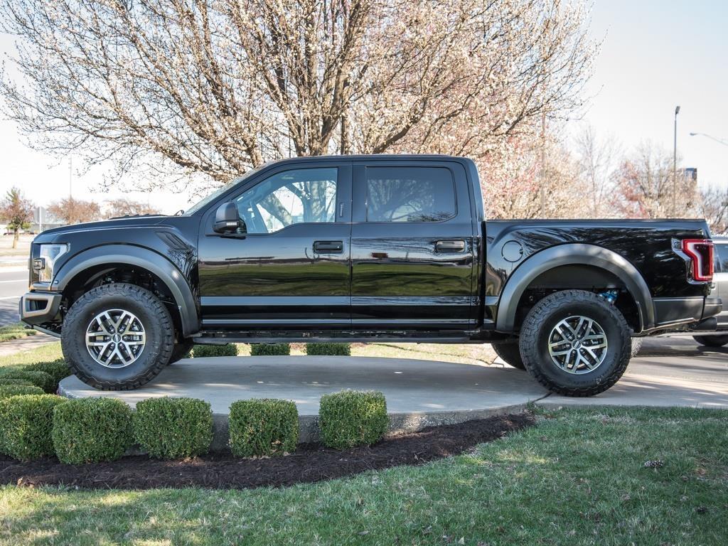 2017 Ford F-150 Raptor - Photo 6 - Springfield, MO 65802