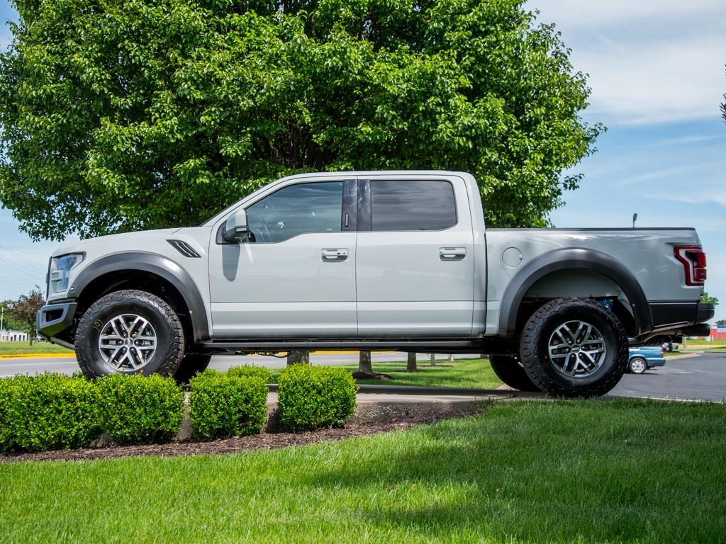 2017 Ford F-150 Raptor - Photo 7 - Springfield, MO 65802