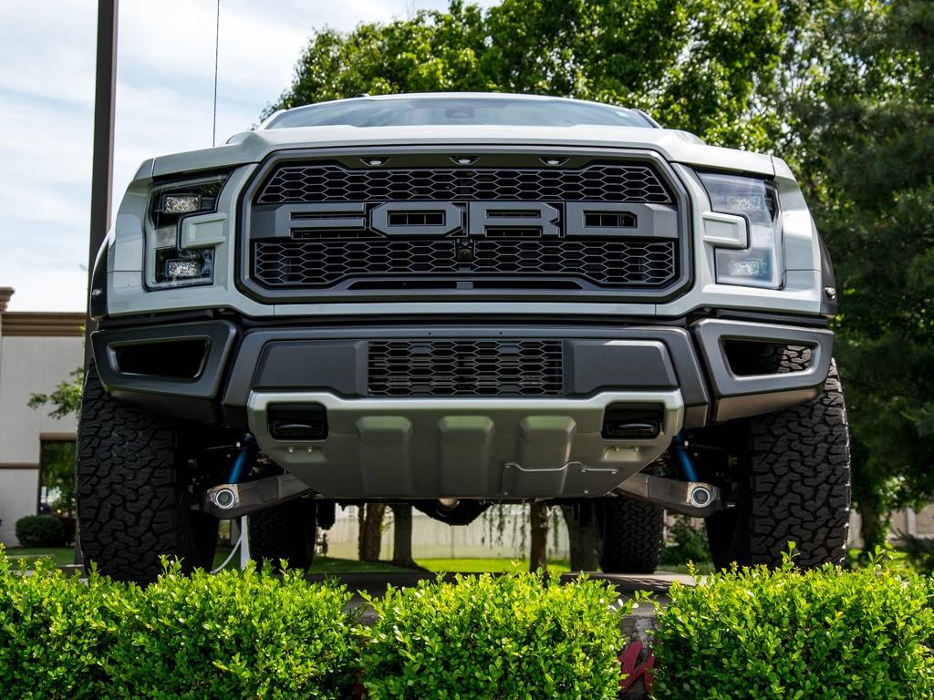 2017 Ford F-150 Raptor - Photo 5 - Springfield, MO 65802