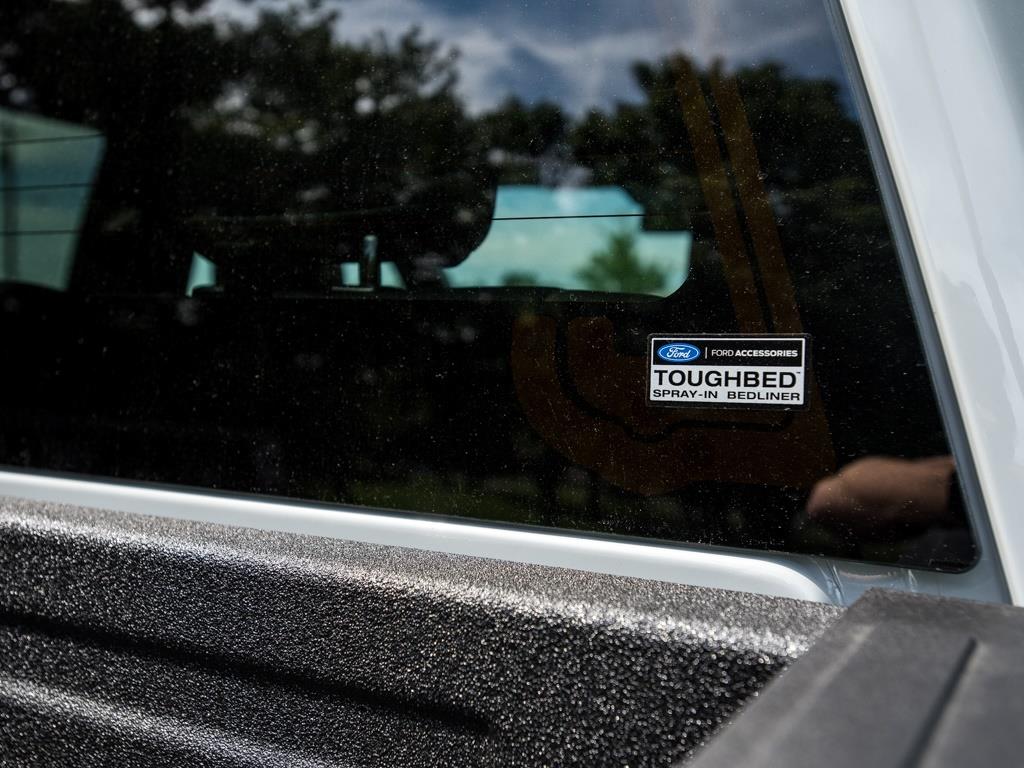 2017 Ford F-150 Raptor - Photo 29 - Springfield, MO 65802