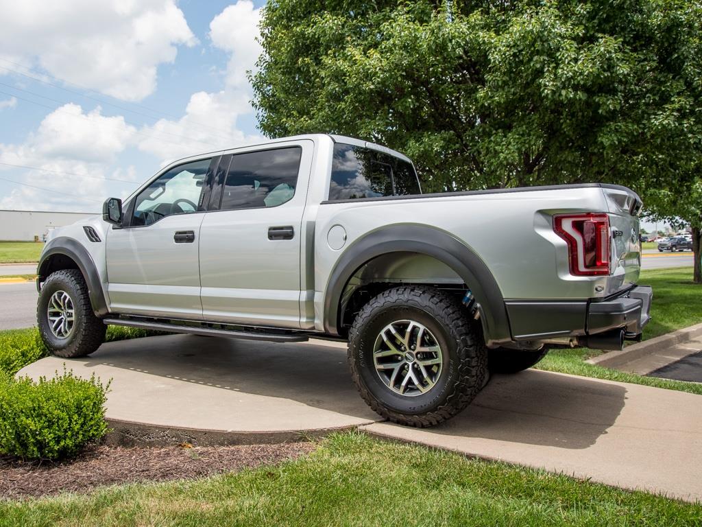 2017 Ford F-150 Raptor - Photo 7 - Springfield, MO 65802