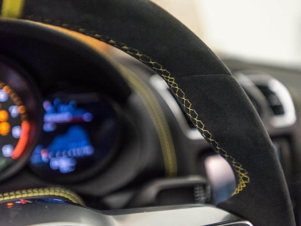 2016 Porsche Cayman GT4 - Photo 11 - Springfield, MO 65802