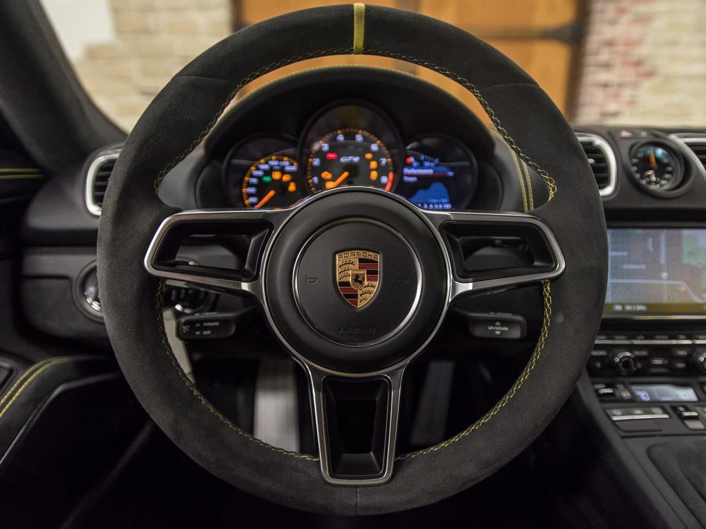 2016 Porsche Cayman GT4 - Photo 10 - Springfield, MO 65802