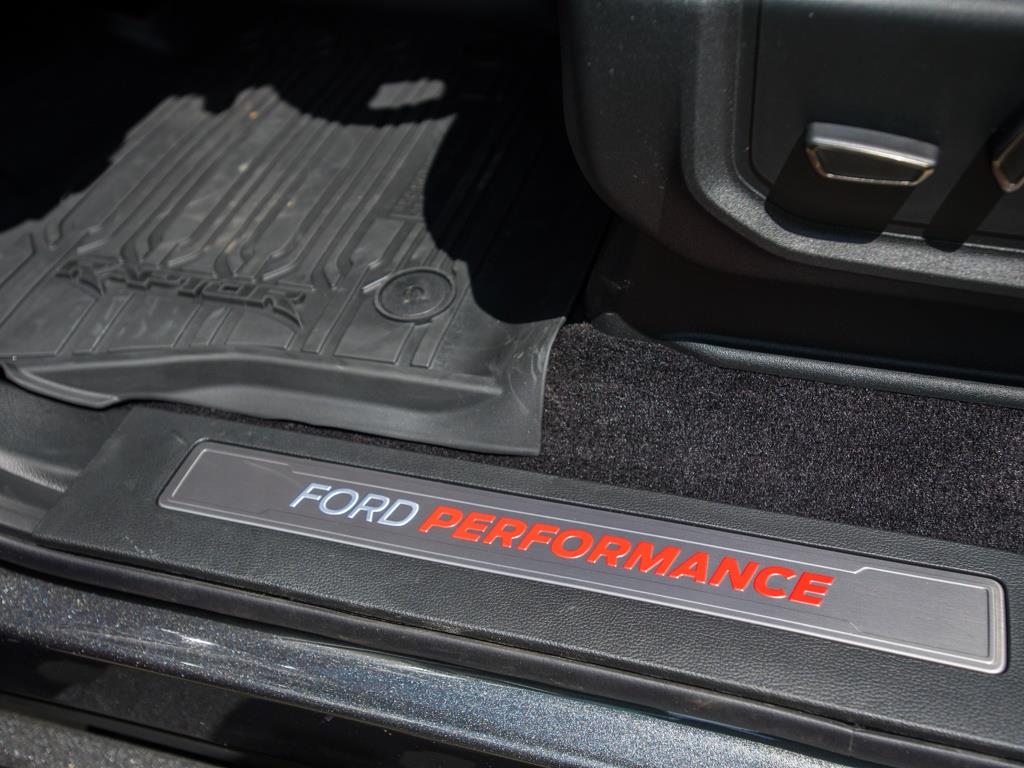 2017 Ford F-150 Raptor - Photo 19 - Springfield, MO 65802
