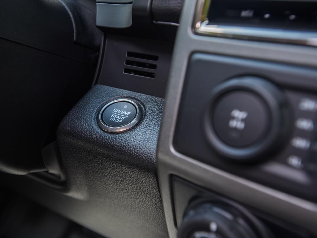 2017 Ford F-150 Raptor - Photo 11 - Springfield, MO 65802