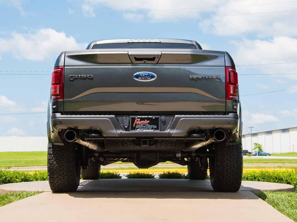 2017 Ford F-150 Raptor - Photo 8 - Springfield, MO 65802