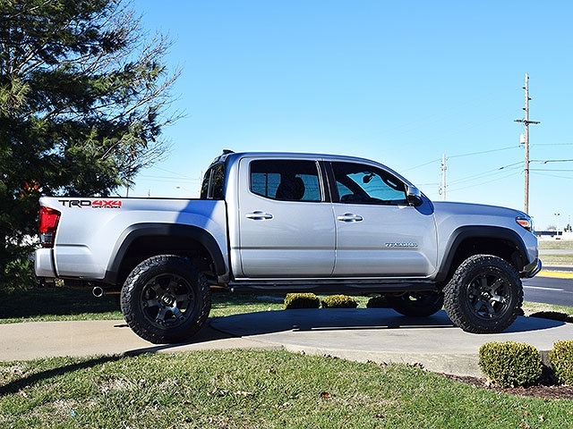 Used toyota tacoma for sale in springfield mo