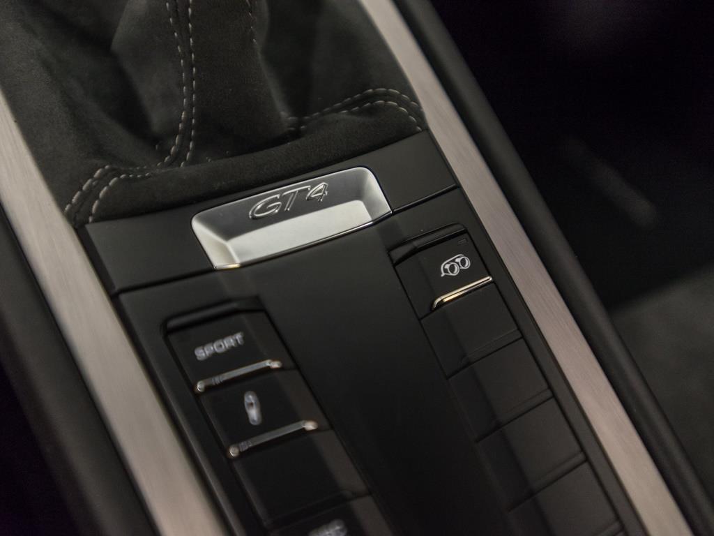 2016 Porsche Cayman GT4 - Photo 15 - Springfield, MO 65802