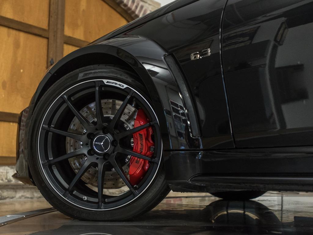 2012 Mercedes-Benz C 63 AMG Black Series - Photo 40 - Springfield, MO 65802
