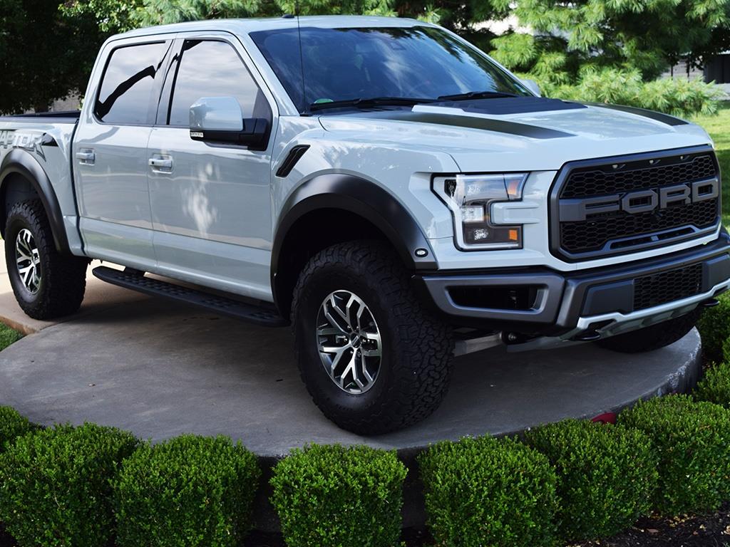 2017 Ford F-150 Raptor - Photo 5 - Springfield, MO 65802