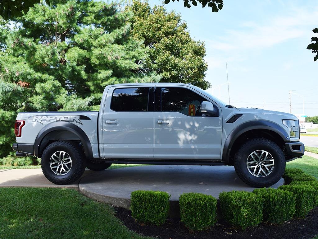 2017 Ford F-150 Raptor - Photo 3 - Springfield, MO 65802