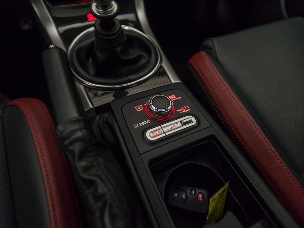 2015 Subaru WRX STI Limited - Photo 19 - Springfield, MO 65802