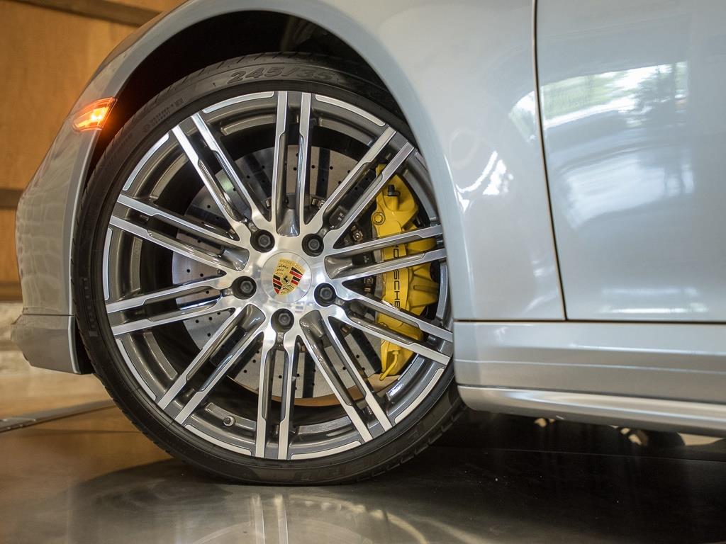 2015 Porsche 911 Turbo S - Photo 32 - Springfield, MO 65802