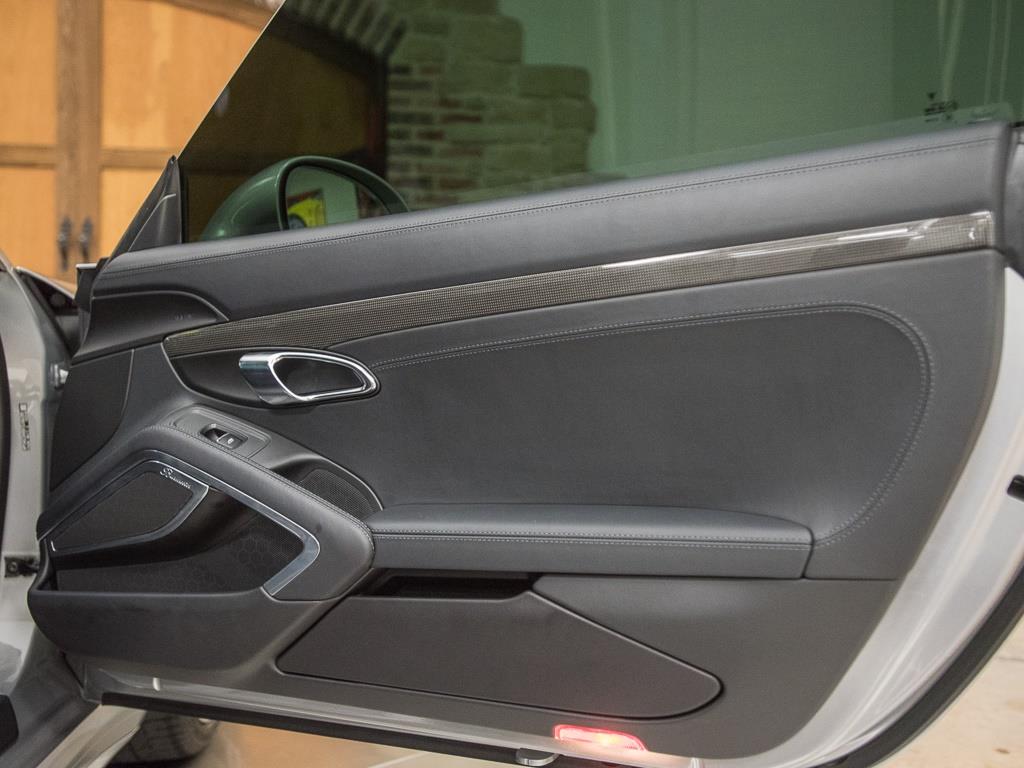 2015 Porsche 911 Turbo S - Photo 23 - Springfield, MO 65802