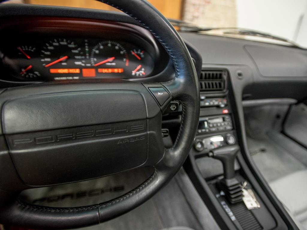1995 Porsche 928 GTS - Photo 11 - Springfield, MO 65802