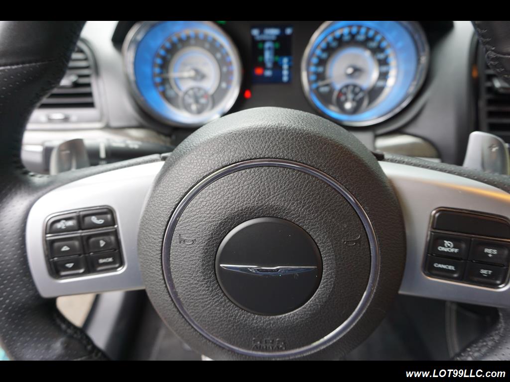 2014 Chrysler 300 Series SRT8 470 HP Loaded Panoramic Roof. - Photo 18 - Milwaukie, OR 97267