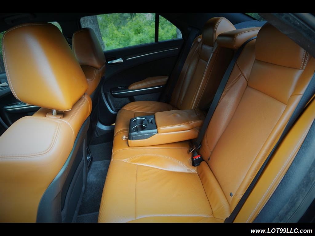2014 Chrysler 300 Series SRT8 470 HP Loaded Panoramic Roof. - Photo 12 - Milwaukie, OR 97267