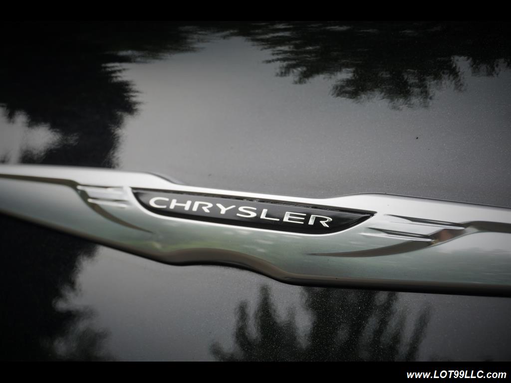 2014 Chrysler 300 Series SRT8 470 HP Loaded Panoramic Roof. - Photo 33 - Milwaukie, OR 97267