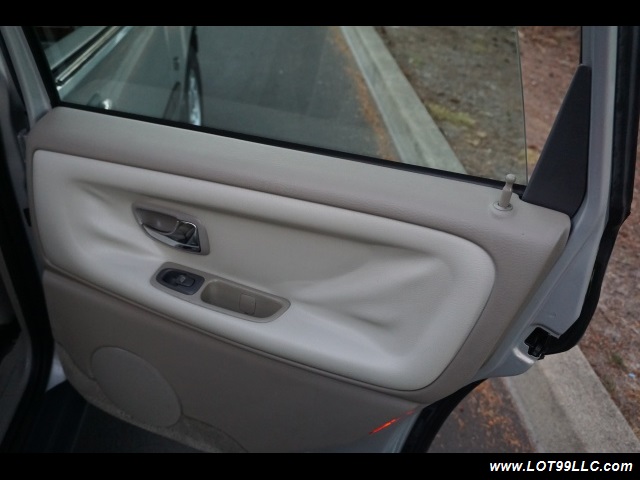2000 Volvo V70 CROSS COUNTRY AWD SE,BRAND NEW TIRES. - Photo 15 - Milwaukie, OR 97267