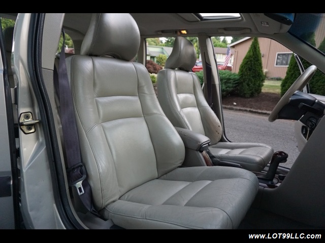2000 Volvo V70 CROSS COUNTRY AWD SE,BRAND NEW TIRES. - Photo 19 - Milwaukie, OR 97267
