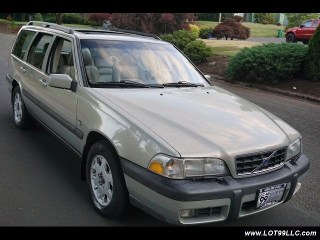 2000 Volvo V70 CROSS COUNTRY AWD SE,BRAND NEW TIRES. - Photo 4 - Milwaukie, OR 97267