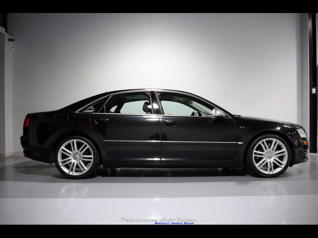 Image 5 of Audi: S8 quattro 5.2L…